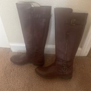 Guess boots